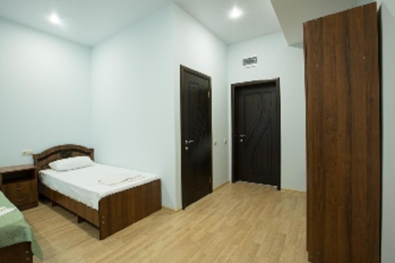 Calipso Sea Hotel Гагра Экстерьер фото