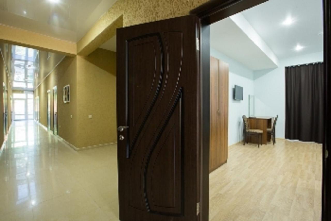 Calipso Sea Hotel Гагра Экстерьер фото