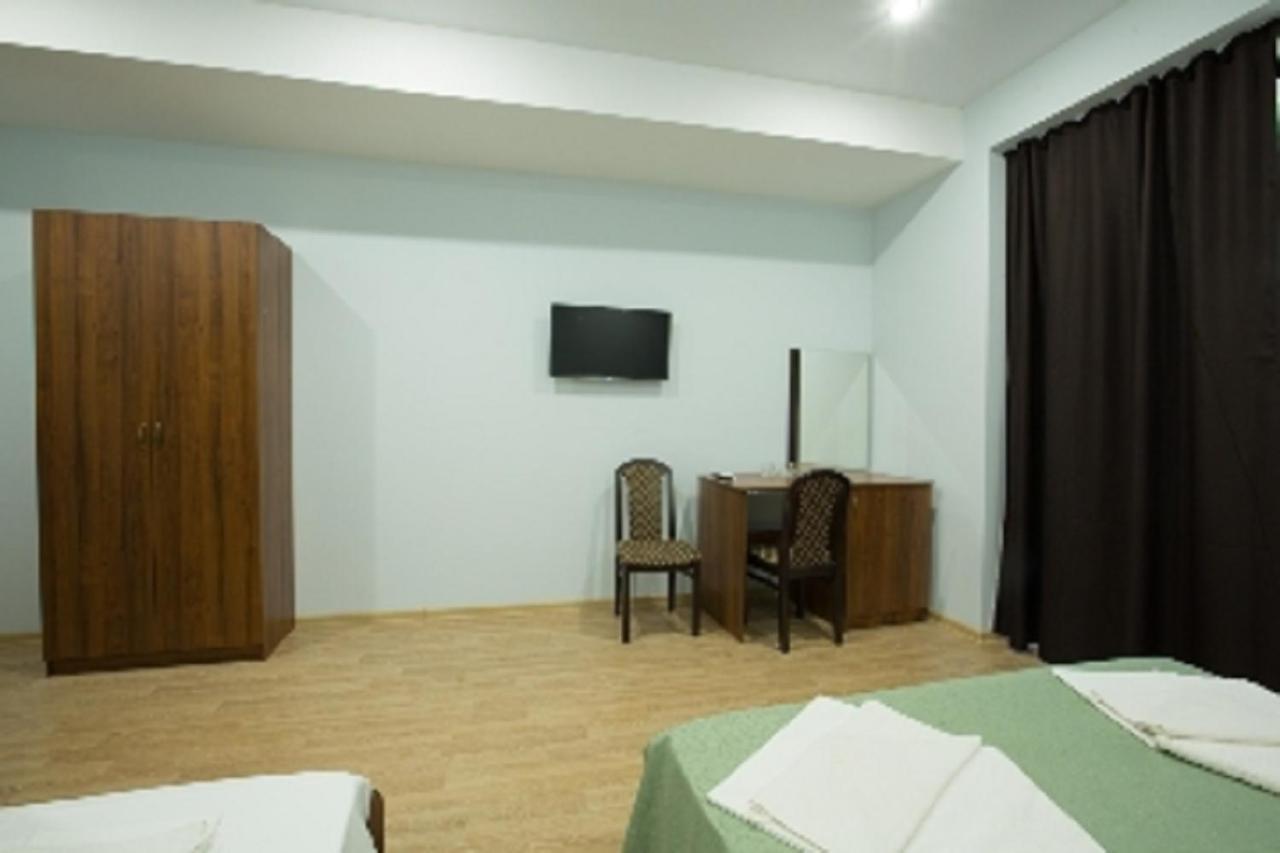 Calipso Sea Hotel Гагра Экстерьер фото