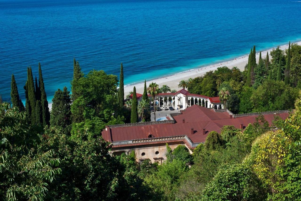Calipso Sea Hotel Гагра Экстерьер фото