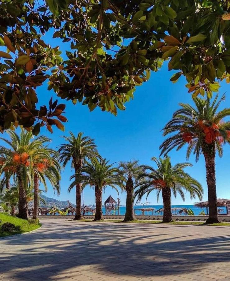 Calipso Sea Hotel Гагра Экстерьер фото