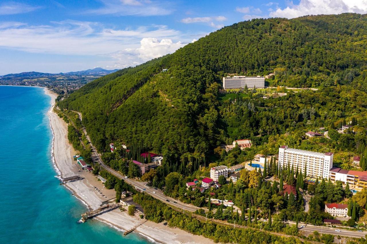 Calipso Sea Hotel Гагра Экстерьер фото